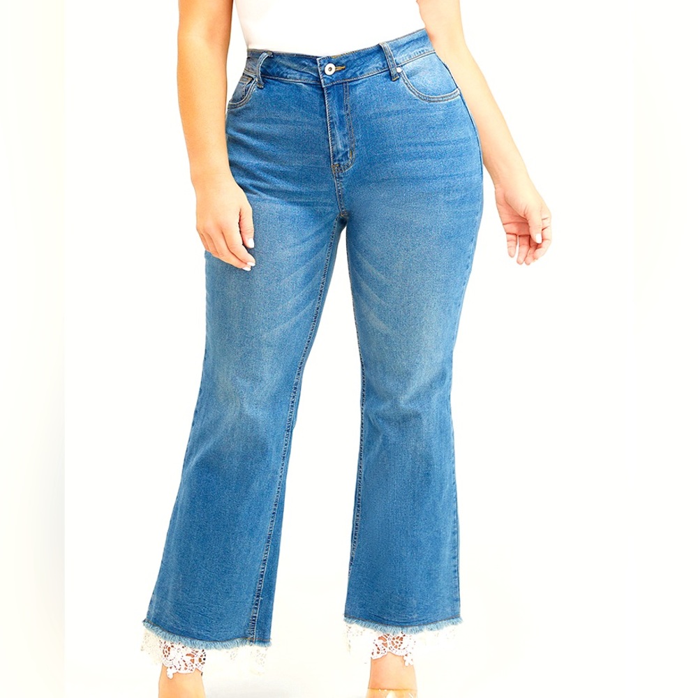 BLOOMCHIC NWT 2X 18 Slightly Stretchy High Rise Dark Wash bootcut